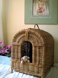 Pet Basket - A Willow Basket & Carrier For Pets from Cottages and Gardens